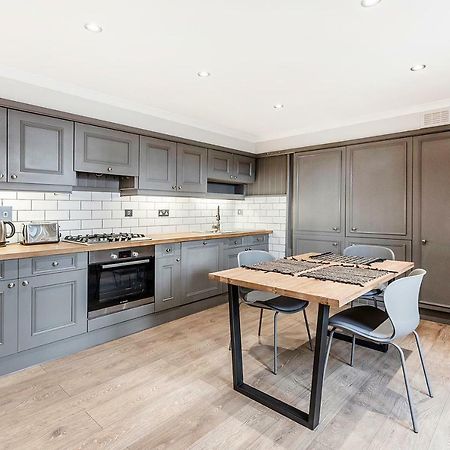 Stylish 2 Bedroom Flat In Knightsbridge London Exteriör bild