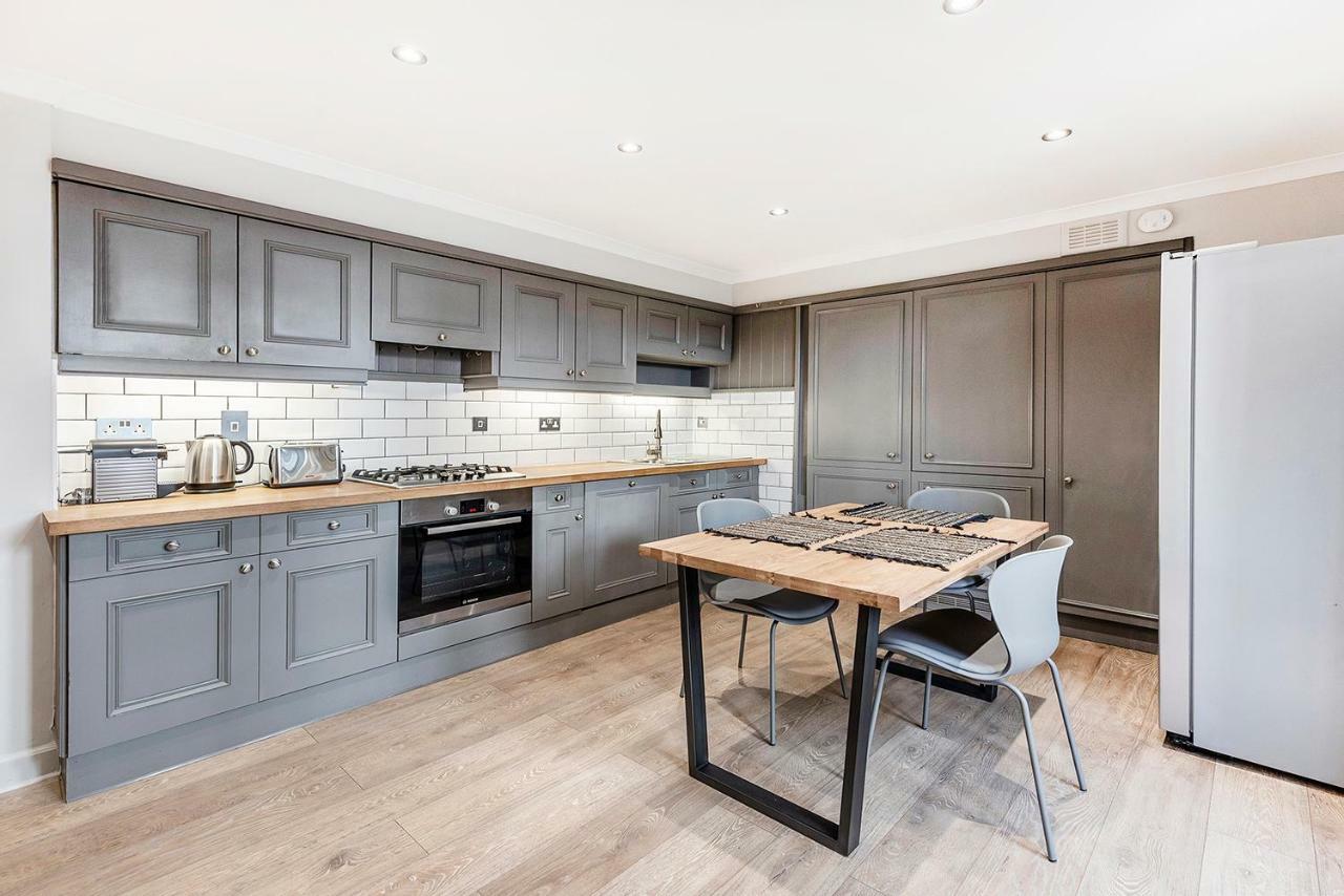 Stylish 2 Bedroom Flat In Knightsbridge London Exteriör bild